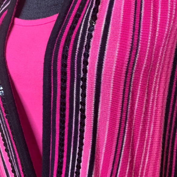 Striped Sleeveless Sweater with Sequin Accents - Picture 3 of 8